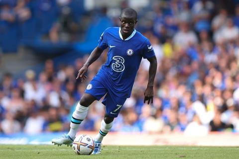 Kante báo hung tin cho Chelsea